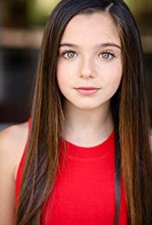 Alexa Nisenson