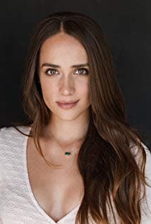 Alexandra Harris