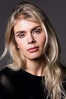 Alina Tomnikov