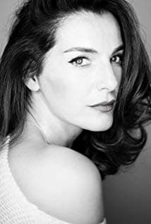 Ayelet Zurer