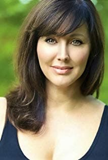 Bobbie Phillips