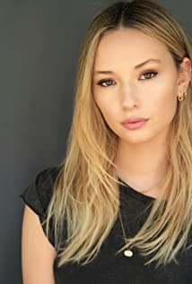 Caitlin Harris