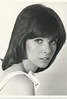 Carolyn Courage
