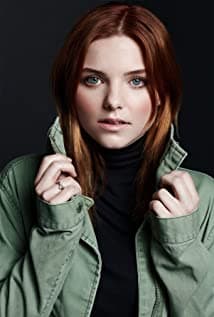 Chloe Csengery
