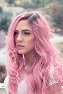 Courtney Akbar