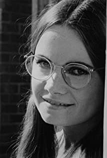 Dianne Hull