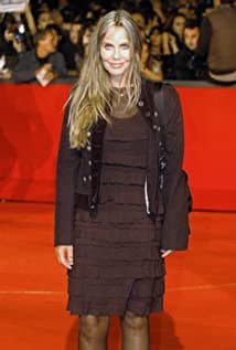 Elizabeth Kemp
