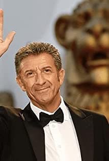 Ezio Greggio