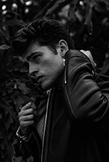 Gregg Sulkin