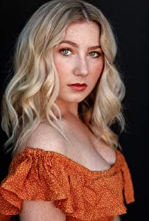 Keely Cat Wells
