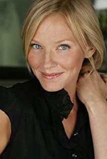 Kelli Giddish