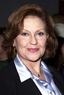 Kelly Bishop
