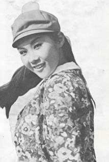 Lin-Lin Li