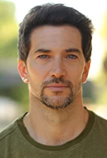 Luke Roberts