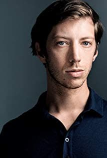 Max Mauff