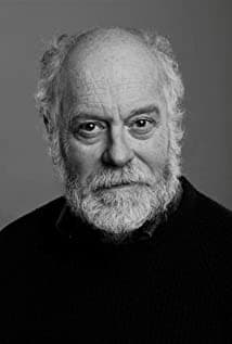 Neil Salvage
