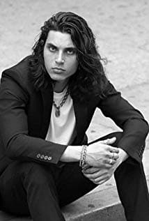 Samuel Larsen