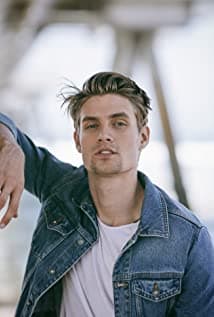 Shayne Davis