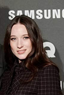 Sophie Lowe