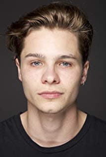 Toby Wallace
