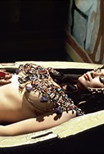 Valerie Leon