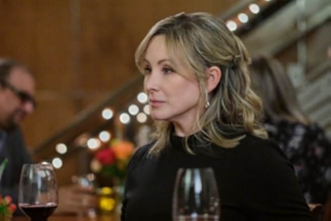 One Bad Apple: A Hannah Swensen Mystery 2024