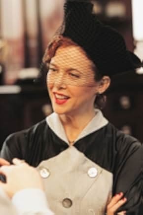 Being Julia 2004