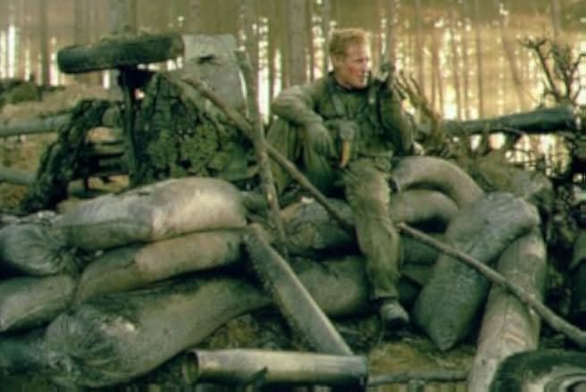 Behind Enemy Lines 2001