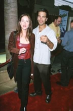 The Broken Hearts Club: A Romantic Comedy 2000