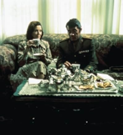 Cría Cuervos 1977