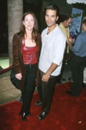 The Broken Hearts Club: A Romantic Comedy 2000