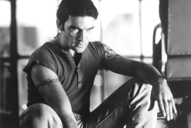 Never Talk to Strangers 1995