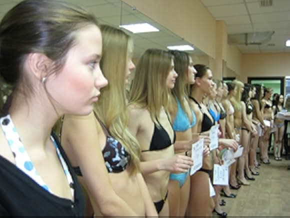 Girl Model 2011