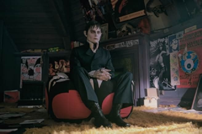 Dark Shadows 2012