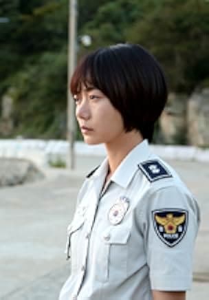 A Girl at My Door 2014