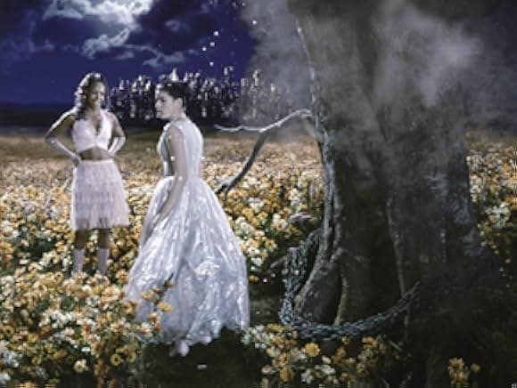 Ella Enchanted 2004