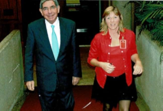 Oscar Arias: Without a Shot Fired 2017