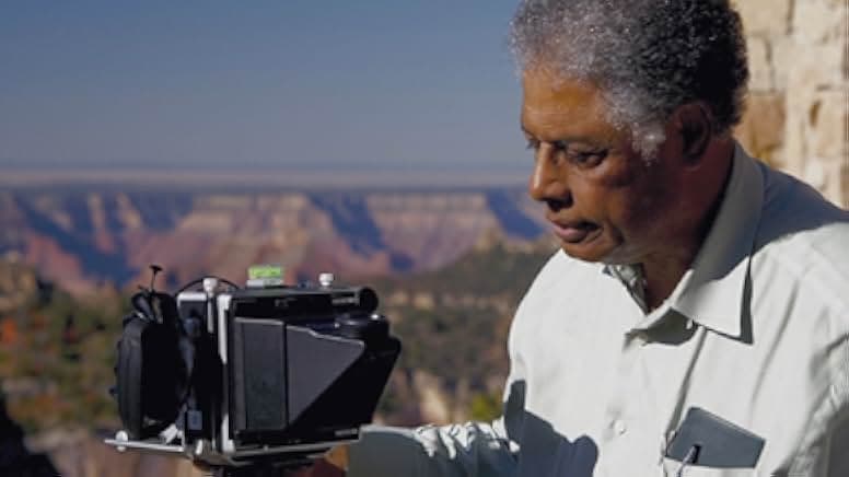 Thomas Sowell: Common Sense in a Senseless World, A Personal Exploration by Jason Riley 2021