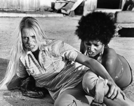 Frauen in Ketten 1973