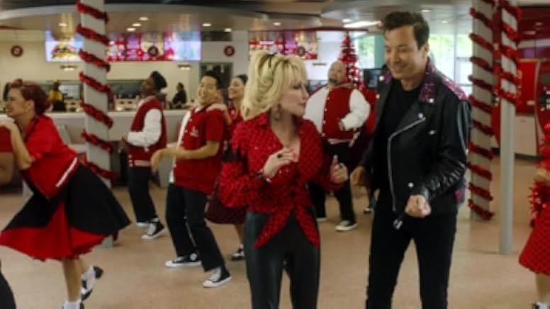 Dolly Parton's Mountain Magic Christmas 2022