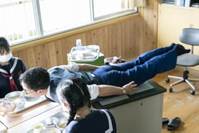 School Meals Time Graduation 2022