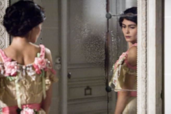 Coco Before Chanel 2009