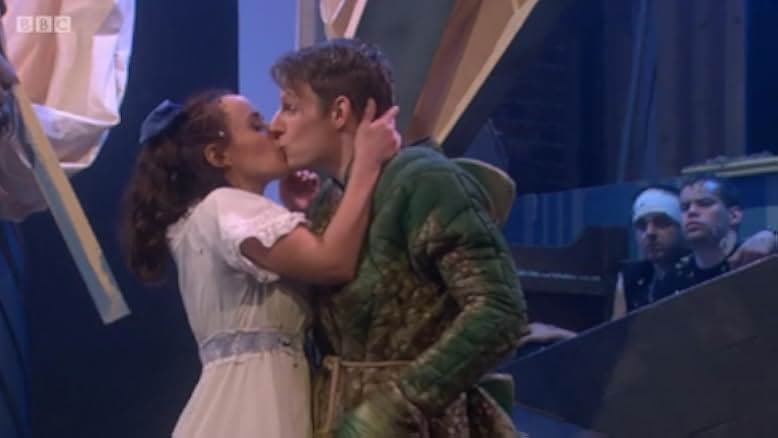 Peter Pan Goes Wrong 2016