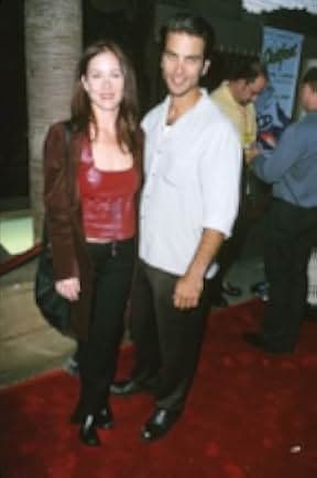 The Broken Hearts Club: A Romantic Comedy 2000