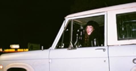 Olivia Rodrigo: driving home 2 u a SOUR film 2022