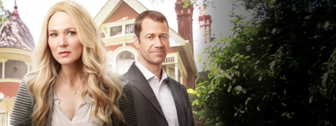 Framed for Murder: A Fixer Upper Mystery 2017
