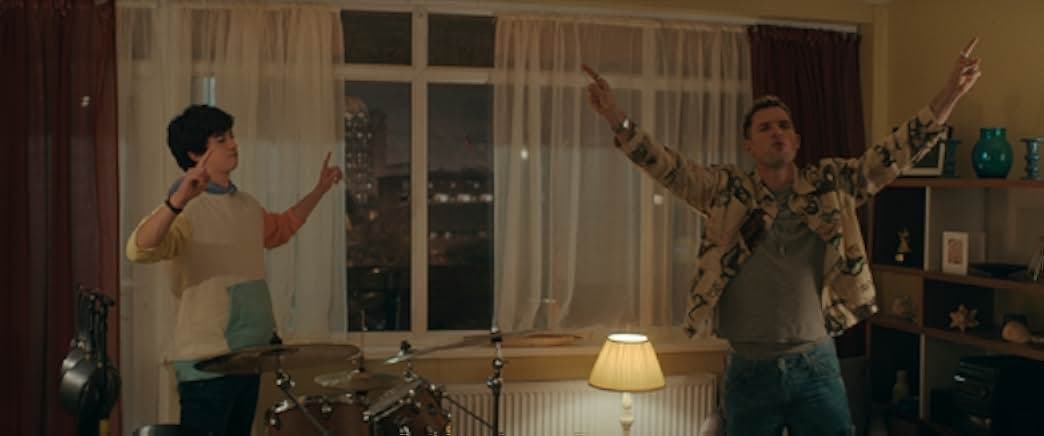 I Used to Be Famous 2022