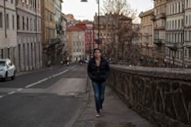 La ragazza ha volato 2022