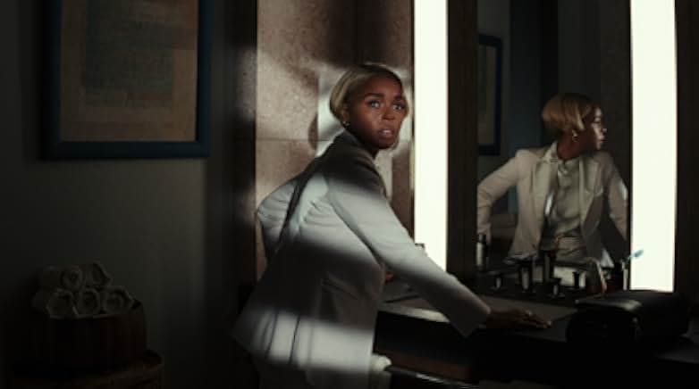 Glass Onion: A Knives Out Mystery 2022