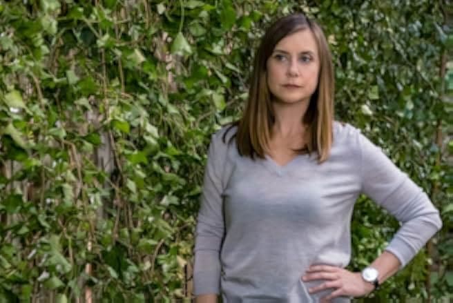 Dating Is Murder Episode aired Oct 15, 2017